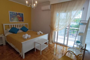 Aristi Apartment by the Music Hall